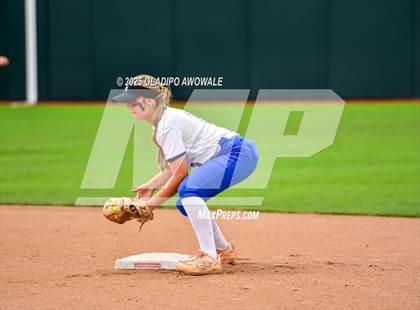 Thumbnail 1 in Clear Springs @ Midway (UIL Softball 6A Div 1 Final) photogallery.