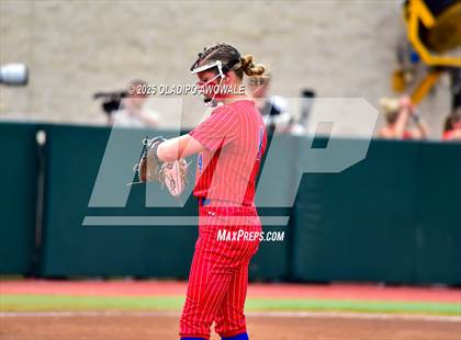 Thumbnail 3 in Clear Springs @ Midway (UIL Softball 6A Div 1 Final) photogallery.