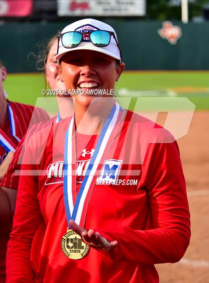 Thumbnail 2 in Clear Springs @ Midway (UIL Softball 6A Div 1 Final) photogallery.