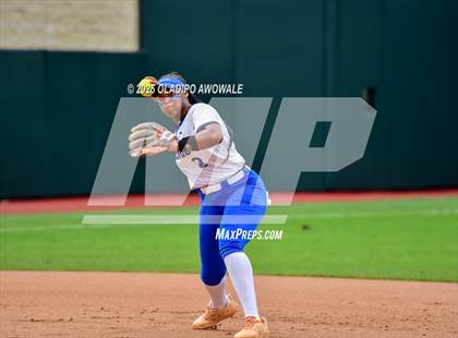 Thumbnail 3 in Clear Springs @ Midway (UIL Softball 6A Div 1 Final) photogallery.