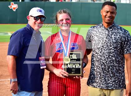Thumbnail 3 in Clear Springs @ Midway (UIL Softball 6A Div 1 Final) photogallery.