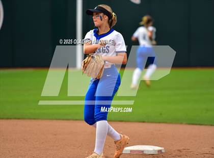 Thumbnail 3 in Clear Springs @ Midway (UIL Softball 6A Div 1 Final) photogallery.