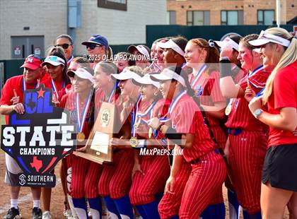 Thumbnail 2 in Clear Springs @ Midway (UIL Softball 6A Div 1 Final) photogallery.