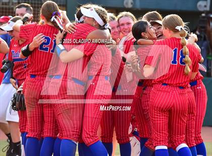 Thumbnail 2 in Clear Springs @ Midway (UIL Softball 6A Div 1 Final) photogallery.