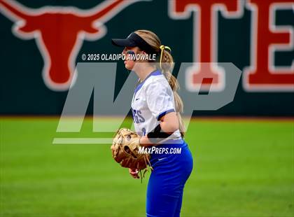 Thumbnail 3 in Clear Springs @ Midway (UIL Softball 6A Div 1 Final) photogallery.