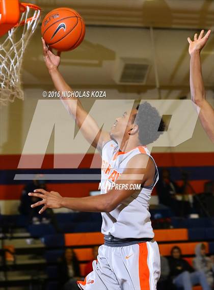 Thumbnail 2 in Bishop Gorman vs. Westchester (Tarkanian Classic) photogallery.