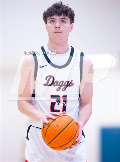 Thumbnail 3 in Winder-Barrow vs Grayson (OTRH Tip Off Classic) photogallery.