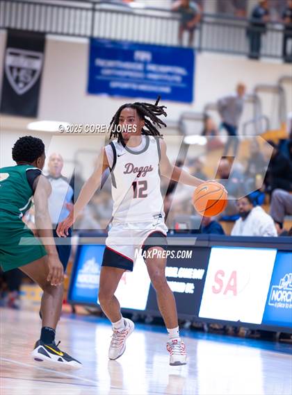 Thumbnail 1 in Winder-Barrow vs Grayson (OTRH Tip Off Classic) photogallery.