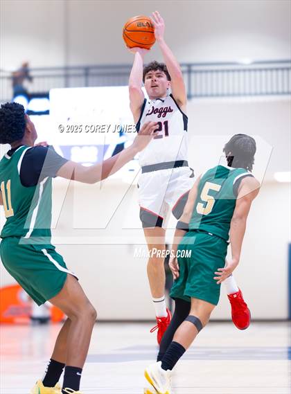 Thumbnail 3 in Winder-Barrow vs Grayson (OTRH Tip Off Classic) photogallery.