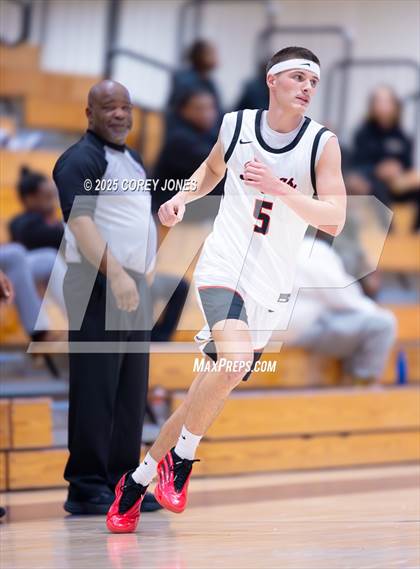 Thumbnail 3 in Winder-Barrow vs Grayson (OTRH Tip Off Classic) photogallery.
