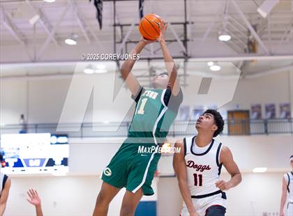 Thumbnail 3 in Winder-Barrow vs Grayson (OTRH Tip Off Classic) photogallery.