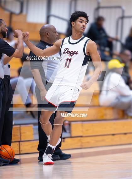 Thumbnail 2 in Winder-Barrow vs Grayson (OTRH Tip Off Classic) photogallery.