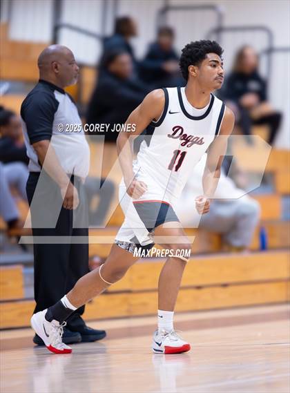 Thumbnail 3 in Winder-Barrow vs Grayson (OTRH Tip Off Classic) photogallery.