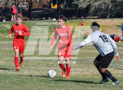 Thumbnail 1 in East Union vs. Chavez photogallery.