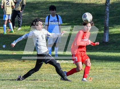 Thumbnail 3 in East Union vs. Chavez photogallery.
