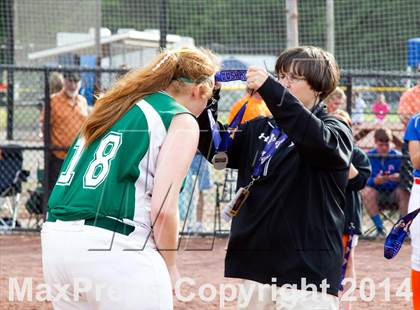 Thumbnail 3 in Edison vs. Greenwich (NYSPHSAA Class C Final) photogallery.