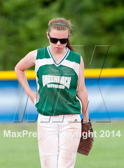 Thumbnail 1 in Edison vs. Greenwich (NYSPHSAA Class C Final) photogallery.