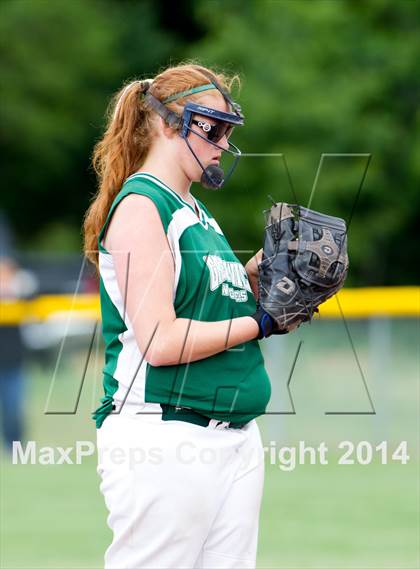 Thumbnail 2 in Edison vs. Greenwich (NYSPHSAA Class C Final) photogallery.
