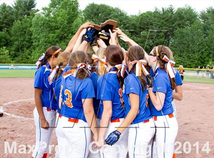 Thumbnail 1 in Edison vs. Greenwich (NYSPHSAA Class C Final) photogallery.