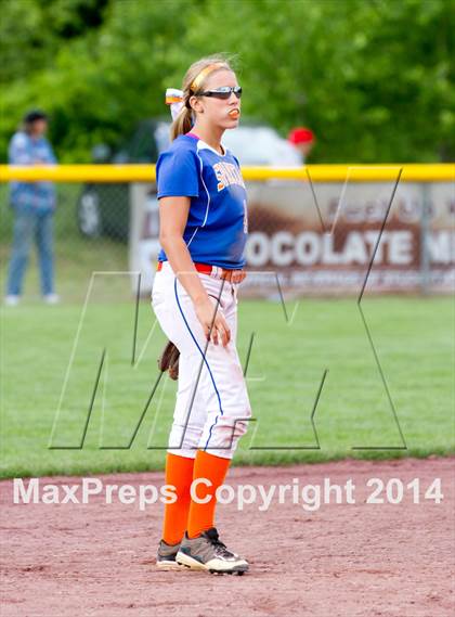 Thumbnail 1 in Edison vs. Greenwich (NYSPHSAA Class C Final) photogallery.