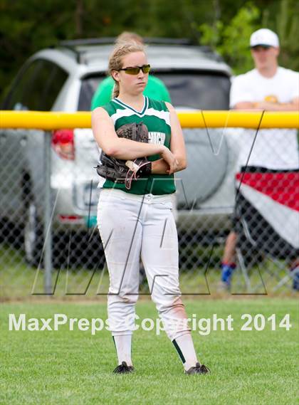Thumbnail 1 in Edison vs. Greenwich (NYSPHSAA Class C Final) photogallery.