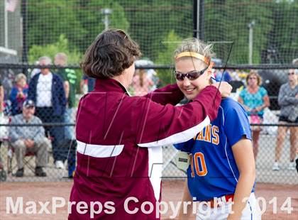 Thumbnail 2 in Edison vs. Greenwich (NYSPHSAA Class C Final) photogallery.