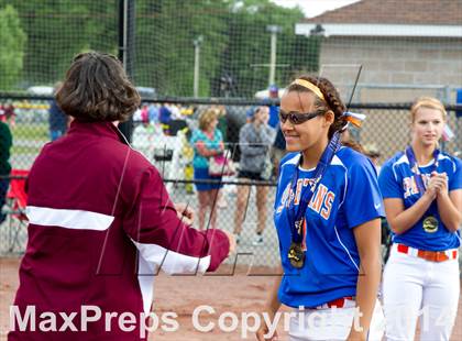 Thumbnail 2 in Edison vs. Greenwich (NYSPHSAA Class C Final) photogallery.