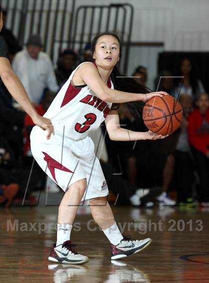 Thumbnail 3 in Etiwanda vs. Keppel (Realrun Classic) photogallery.