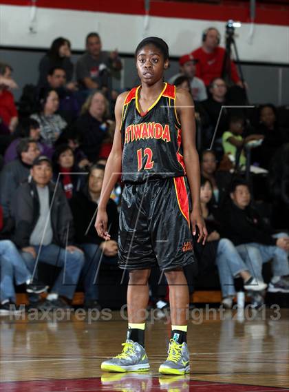 Thumbnail 2 in Etiwanda vs. Keppel (Realrun Classic) photogallery.