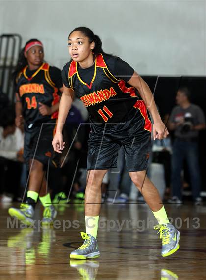 Thumbnail 2 in Etiwanda vs. Keppel (Realrun Classic) photogallery.
