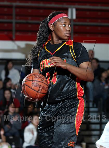 Thumbnail 2 in Etiwanda vs. Keppel (Realrun Classic) photogallery.