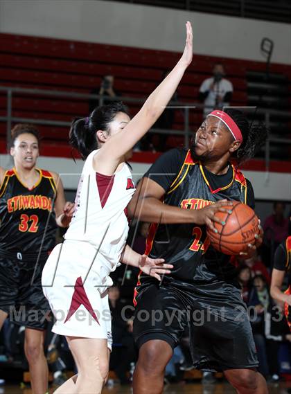 Thumbnail 1 in Etiwanda vs. Keppel (Realrun Classic) photogallery.