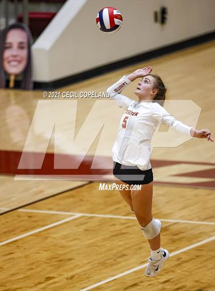 Thumbnail 2 in Sequoyah @ Lassiter photogallery.