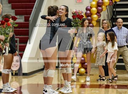 Thumbnail 3 in Sequoyah @ Lassiter photogallery.