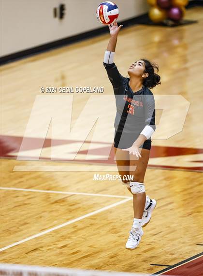 Thumbnail 3 in Sequoyah @ Lassiter photogallery.