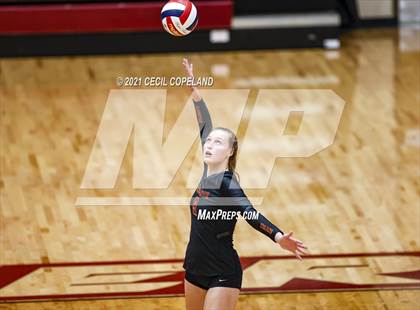 Thumbnail 2 in Sequoyah @ Lassiter photogallery.