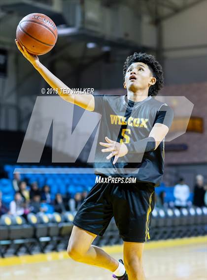Thumbnail 2 in Half Moon Bay vs. Wilcox (Aptos / S.C. Warriors NorCal Invitational) photogallery.