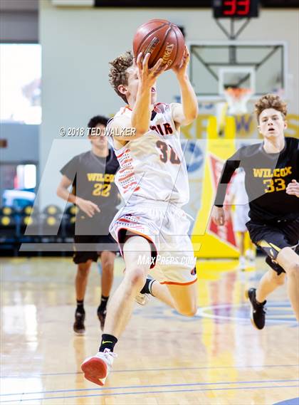 Thumbnail 3 in Half Moon Bay vs. Wilcox (Aptos / S.C. Warriors NorCal Invitational) photogallery.