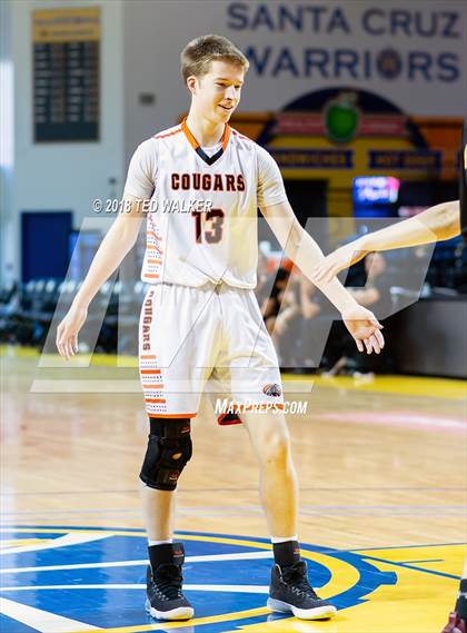 Thumbnail 1 in Half Moon Bay vs. Wilcox (Aptos / S.C. Warriors NorCal Invitational) photogallery.