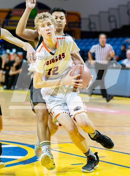 Thumbnail 1 in Half Moon Bay vs. Wilcox (Aptos / S.C. Warriors NorCal Invitational) photogallery.