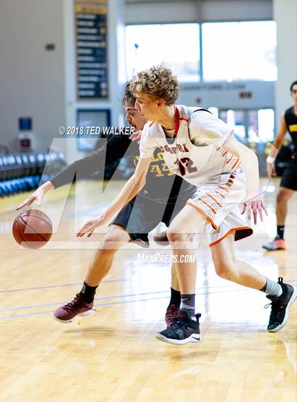 Thumbnail 3 in Half Moon Bay vs. Wilcox (Aptos / S.C. Warriors NorCal Invitational) photogallery.
