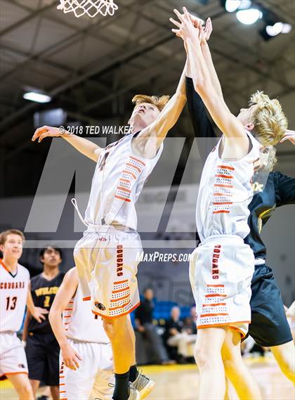 Thumbnail 1 in Half Moon Bay vs. Wilcox (Aptos / S.C. Warriors NorCal Invitational) photogallery.