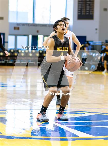 Thumbnail 1 in Half Moon Bay vs. Wilcox (Aptos / S.C. Warriors NorCal Invitational) photogallery.