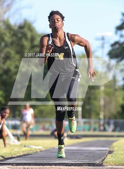Thumbnail 2 in SCHSL 3A Regional Track Meet (Field Events) photogallery.