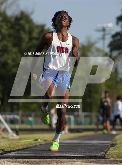 Thumbnail 3 in SCHSL 3A Regional Track Meet (Field Events) photogallery.