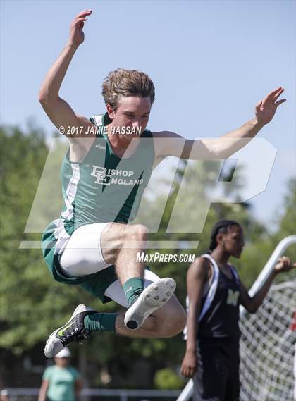Thumbnail 1 in SCHSL 3A Regional Track Meet (Field Events) photogallery.