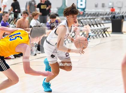 Thumbnail 3 in Prescott vs. Desert Mountain - Section 7 Basketball Tournament photogallery.