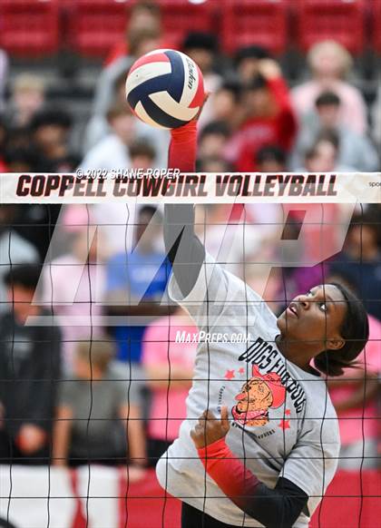 Thumbnail 2 in Marcus @ Coppell photogallery.
