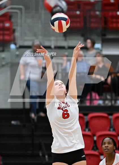 Thumbnail 1 in Marcus @ Coppell photogallery.