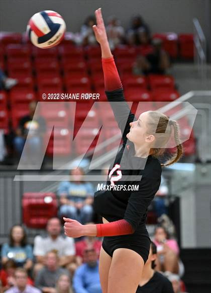 Thumbnail 2 in Marcus @ Coppell photogallery.